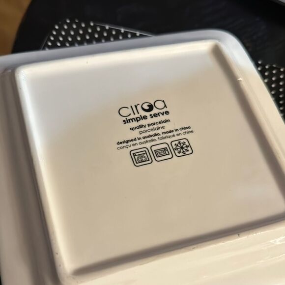 Wicked Ciroa  Skull Porcelaine 6" Plates, Set of 4 - Picture 3 of 5